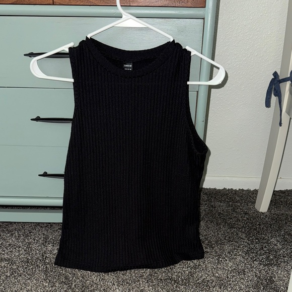 SHEIN Tops - Black ribbed tank top